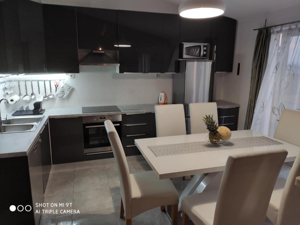 Apartment Burich Makarska Exterior photo