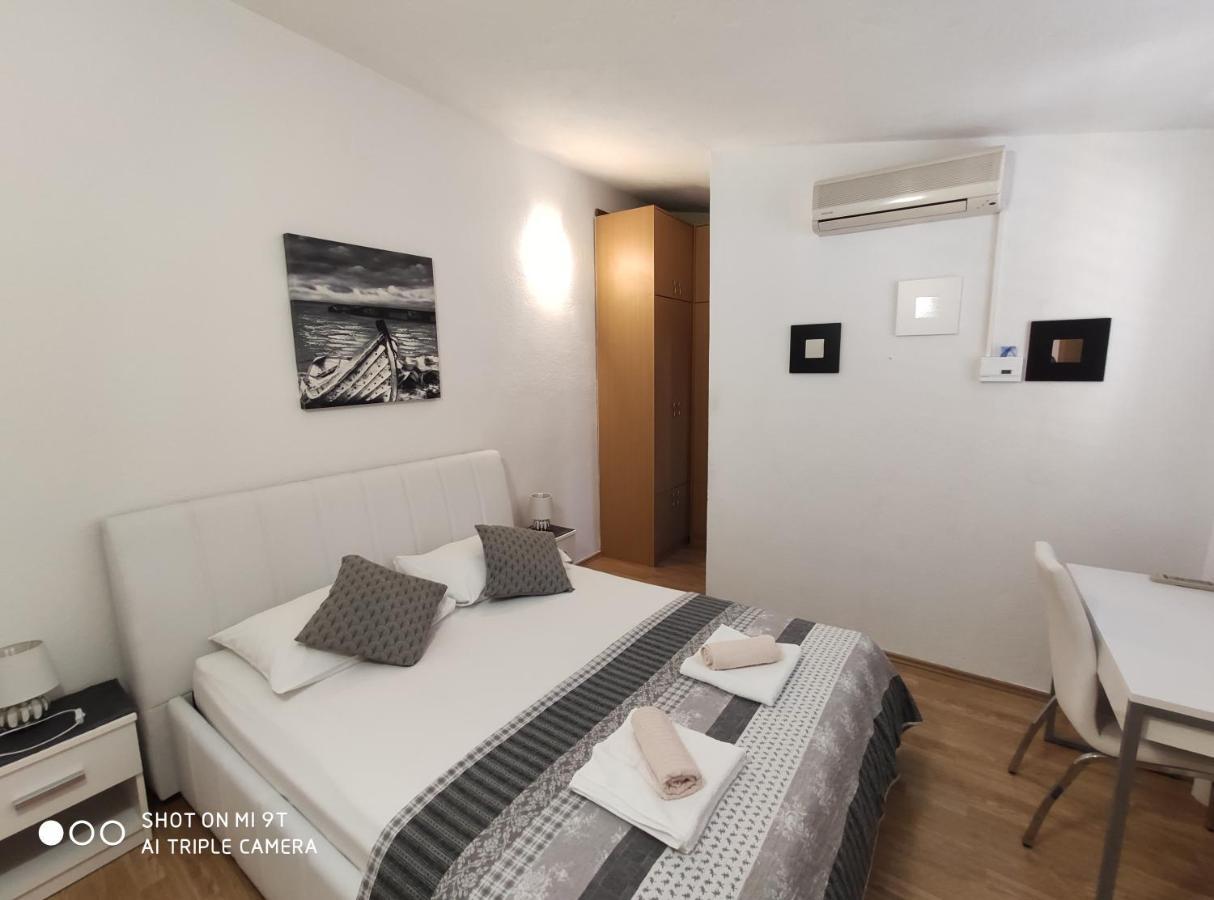 Apartment Burich Makarska Exterior photo