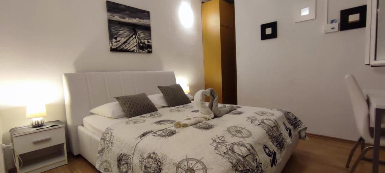 Apartment Burich Makarska Exterior photo